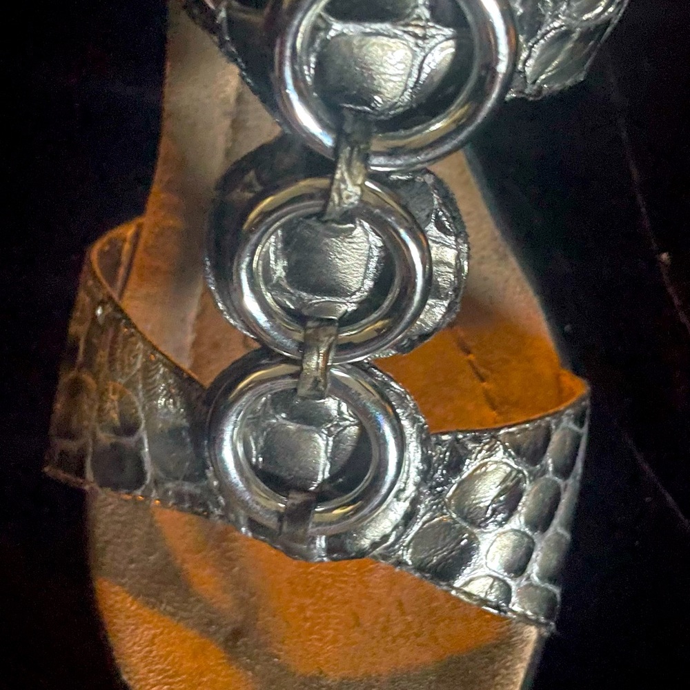 Dr. Scholl’s sandals